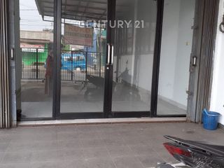 Disewakan Ruko Dua Lantai Dilokasi Strategis Di Sawangan Depok