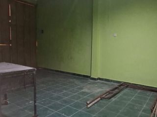 Ruko 3 Lantai Lokasi Strategis di Mulunngan - Sleman , Cocok Untuk Usaha