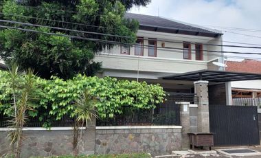 Jual Rumah Simpang Pahlawan 3 Bandung Bagus Terawat Siap Huni