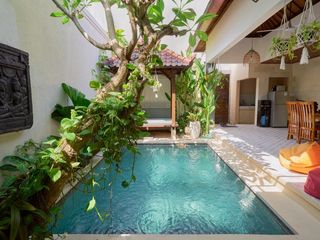 Freehold - Tropical 3-Villa Complex for Sale in Umalas, Bali