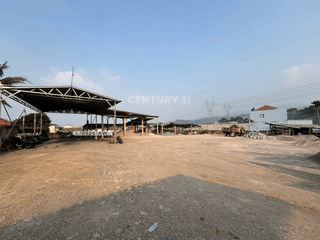 Rumah Dengan Tanah Luas Ex Parkir Bus Di Soreang Bandung