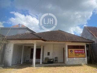 House At Perum Taman Griya, Jimbaran, Affordable Price Close to Public Facilities and Udayana University