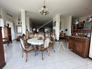 Villa Cantik Di Bukit Pakar Dago Dengan View Maksimal Banget