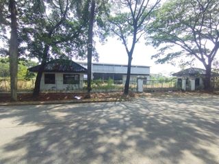 Gudang Di Kawasan Industri Olympic Sentul Bogor  Dgn LT 7432 M