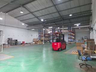 Disewakan Gudang Siap Pakai di Rungkut industri Surabaya