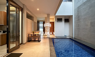 DIJUAL RUMAH 2 LANTAI SIAP HUNI DI DAERAH PONDOK INDAH