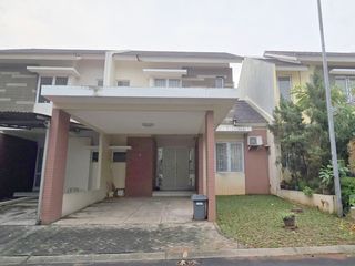 RUMAH 2 LANTAI DI SEVILLA BSD, Dekat ke stasiun Rawa Buntu