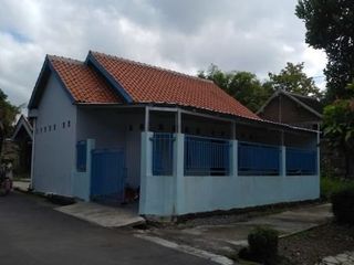 Rumah solo utara kampung giriroto ngemplak