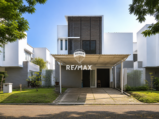 Jarang ada!! Disewakan Rumah Mewah Contemporary Modern di Vermont Parkland, Telaga Golf BSD City