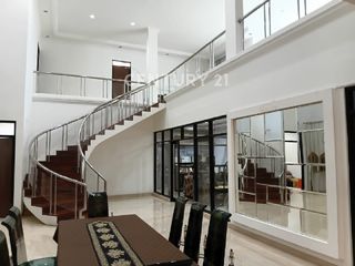 Rumah Mewah Lokasi Premium Hook Di Cempaka Putih Jakarta Pusat