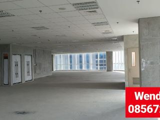 AVAILABLE OFFICE SPACE at MANHATTAN SQUARE 130sqm