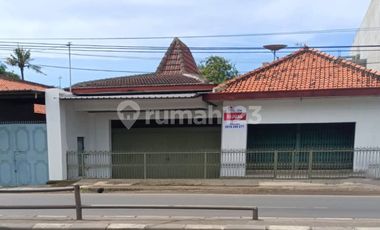 Rumah Daerah Tanjung Dekat Pasar