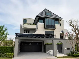 Luxury Living! Rumah Premium Citra Garden Sidoarjo Tipe Victoria Dilengkapi Kolam Renang & Lift Pribadi - Lokasi Favorit