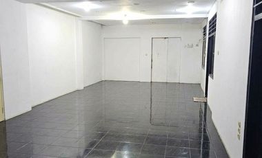 2107. Jual Rumah Komersil Strategis di Surabaya Dukuh Kupang