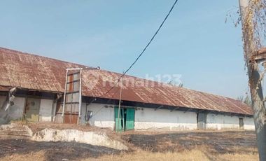 Gudang Siap Pakai Daerah Taman