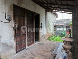 Rumah Hitung Tanah di Gelagah Cirendeu Cocok untuk Investor (GV)