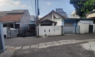 TURUN HARGA RUMAH  SEDERHANA DISEKITAR HUNIAN PREMIUM - CILANDAK BARAT, JAKARTA SELATAN