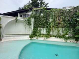 Leasehold - Stylish 8-Unit Villa Complex - Top Investment in Canggu, Bali