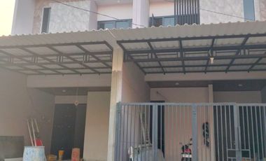 2109. Jual Rumah Baru 2 Lantai di Surabaya Tenggilis Mejoyo