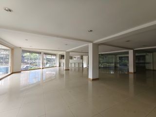 Gedung Komersial ex Showroom Cocok untuk Kantor di Sawah Besar Jakarta Pusat