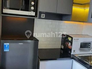 Apartemen Edge furnish siap huni kondisi baru