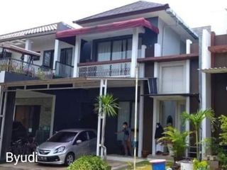 Rumah Cluster dan Isinya Jual Cepat diBsd Tanggerang Lt144m&sup2; 3,2 Milyar NEGO