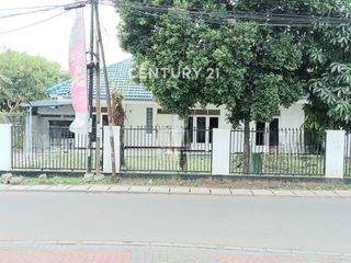 Tanah Komersial + Bangunan Strategis di Ciputat Timur Tanggerang Selatan
