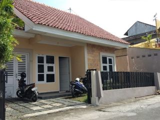 RUMAH MINIMALIS DALAM PERUMAHAN DI SIDOARUM