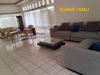 Disewakan Rumah Nyaman Fully Furnished Di Kawasan Melawai