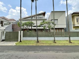 Disewa Rumah Pondok Indah Siap Huni Ada Swimming Pool