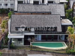RUMAH MEWAH SEMI VILLA BARU FULL FURNIHED SHM CANGGU BALI