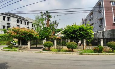 DIJUAL RUMAH  KUNO CANTIK YG ASRI DI FATMAWATI CILANDAK BARAT.