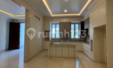 Dijual Rumah Mewah dengan Private Pool & Bebas Banjir di Alsut