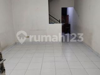 Disewakan rumah 4 kamar siap huni