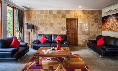 VILLA SIAP HUNI TURUN HARGA KONDISI CANTIK LOKASI UBUD BALI
