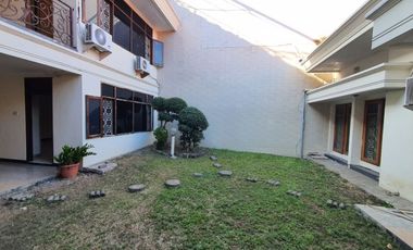Rumah Tengah Kota Jl Imam Bonjol Surabaya Dijual