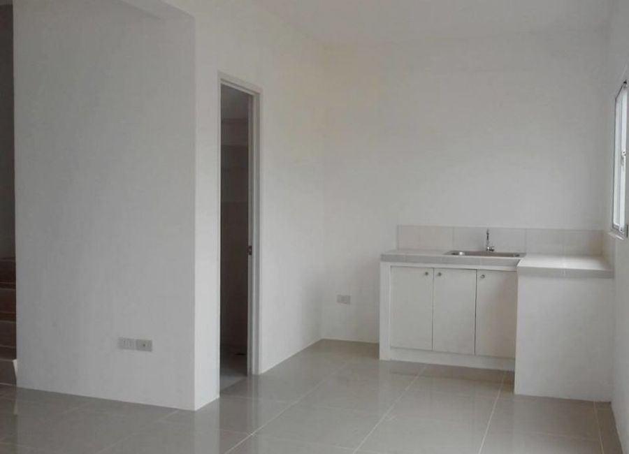 HOUSE AND LOT FOR SALE CHESSA UNIT SINGLE ATTACHED Ready for Occupancy ...