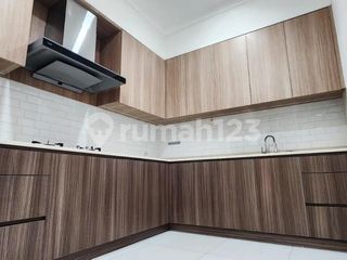 Disewakan Rumah 2 Lantai Sudah Renovasi di Cluster Caspia BSD, Tangerang Selatan