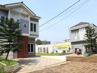 Dijual cepat rumah 2 lantai harga 1 lantai dekat pemda cibonong dan stasiun cilebut