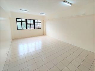 Very Large Convenient 45sqm 1BR Apartment unit for rent in Pasay City