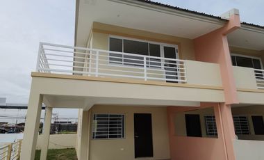 3BR Townhouse for Sale Complete with Balcony and Carport Tanza, Cavite