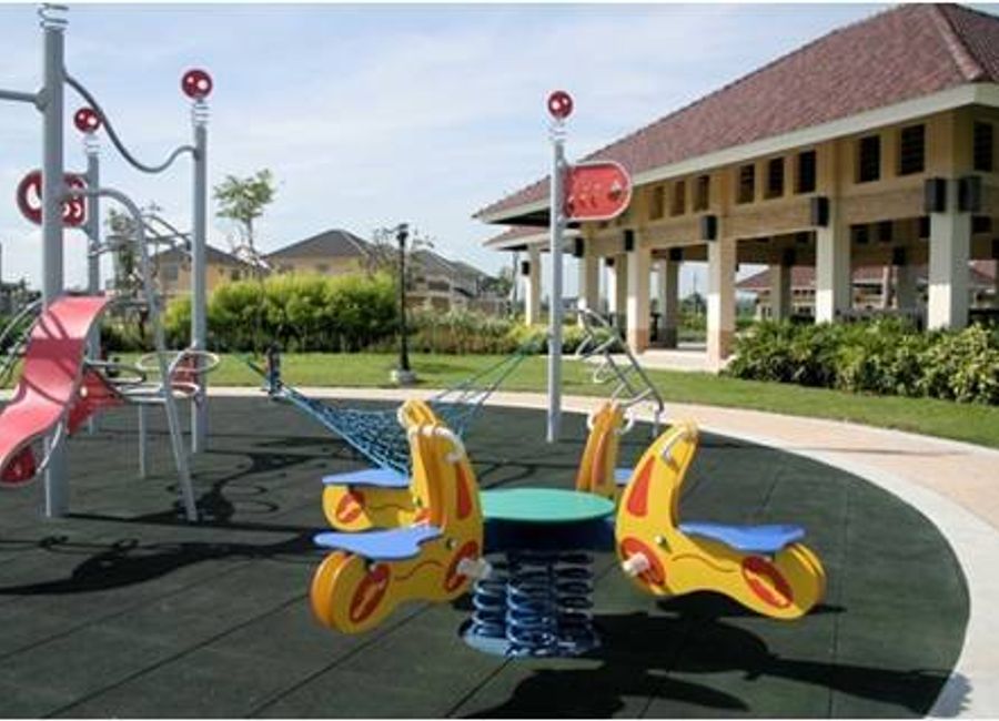 LIIP Avenue, Laguna International Industrial Park, Mamplasan, Biñan, Laguna image 3