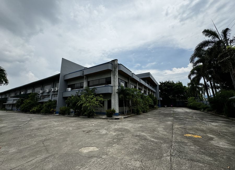 Meridian Avenue, Santa Rosa, Laguna