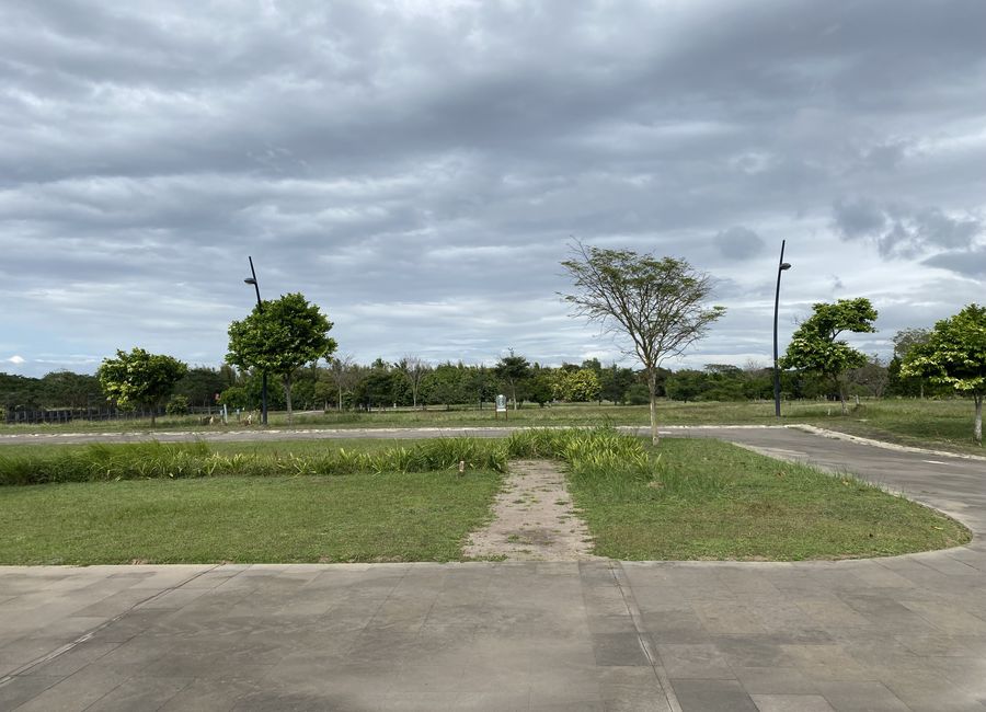 Luscara, Canlubang, Calamba, Laguna image 3