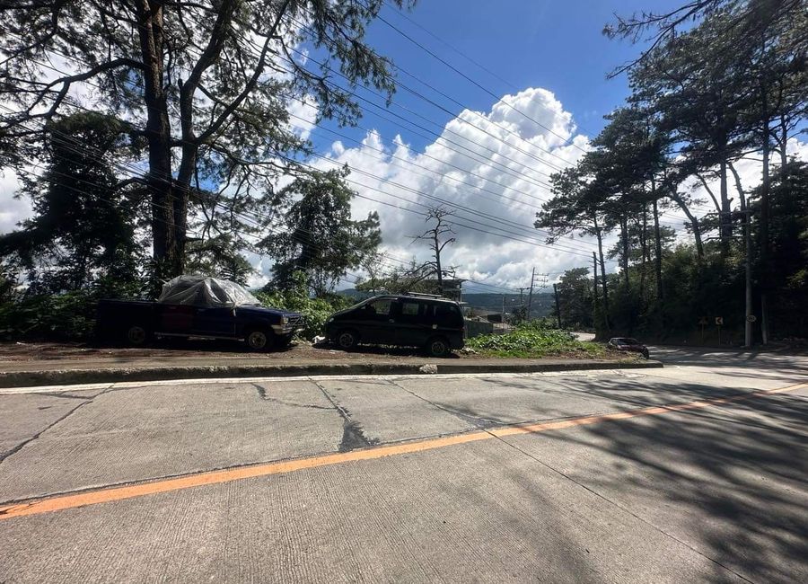 Commercial lot along Tiptop, Pacdal, Baguio City, Benguet | Lamudi.com.ph