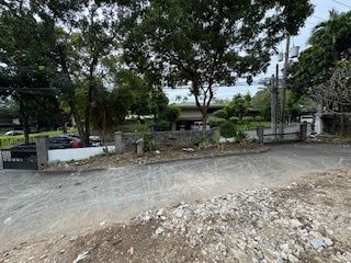 RARE vacant lot in Dasmarinas Village, Makati City,