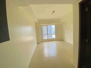 READY FOR OCCUPANCY STUDIO UNIT AVAILABLE 15K MONTHLY IN MANDALUYONG