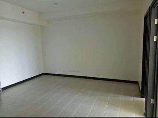 PET FRIENDLY, NEAR IN MRT BONI GET NOW 2BR 3OK MONTHLY IN MAKATI CITY