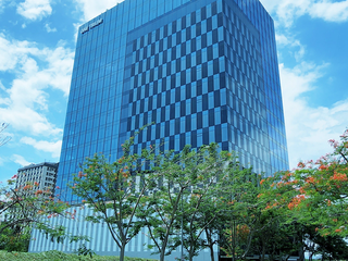 One Trium Tower Commercial Units for Sale in Alabang, Muntinlupa City