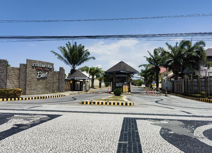 Greenfield Parkway, Zapote, Biñan, Laguna